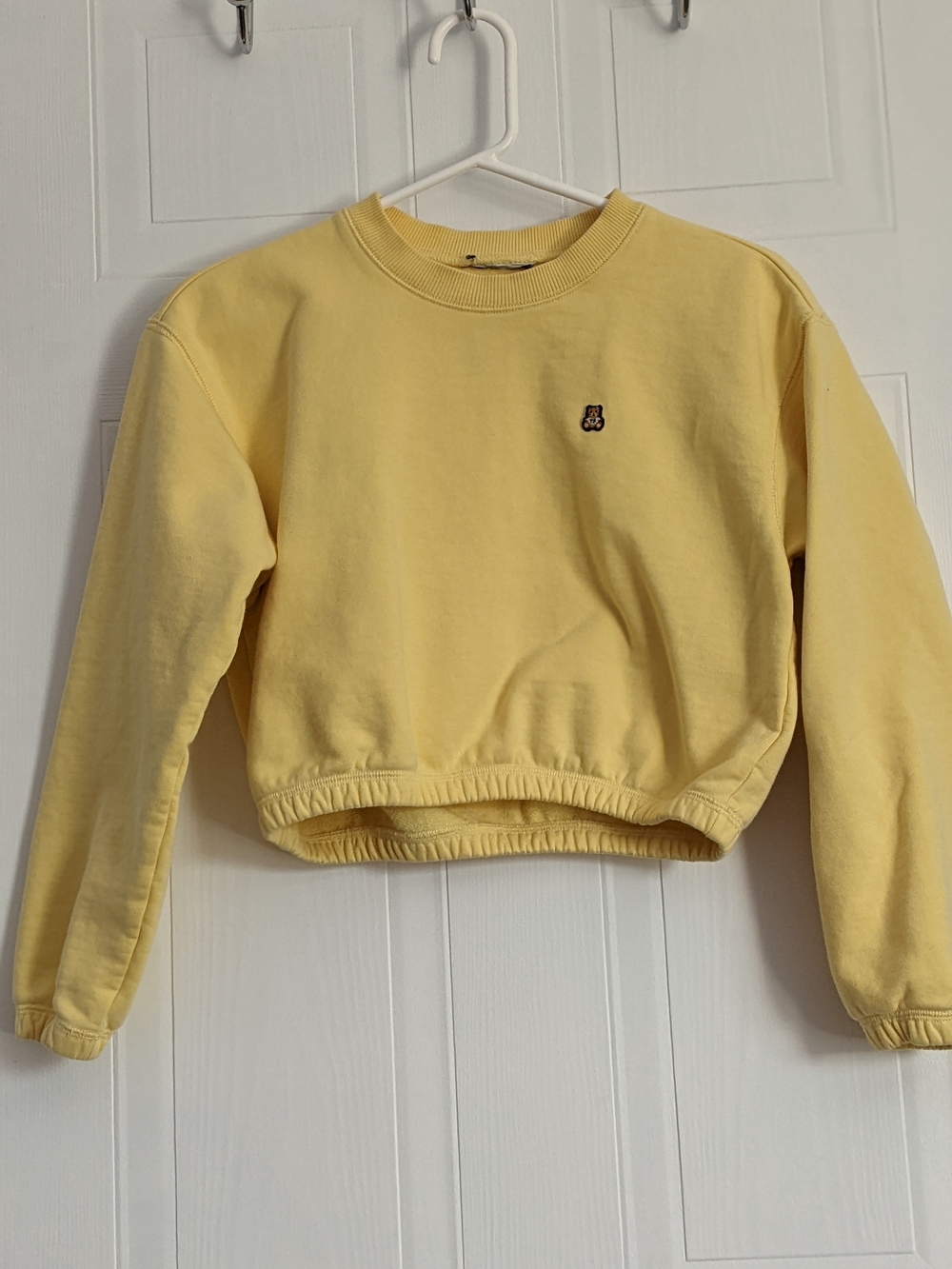 Teddy Fresh Pale Yellow Cropped Sweatshirt with Bear Patch